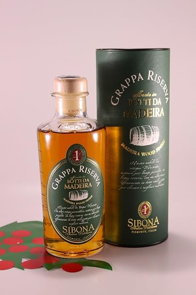 Grappa gelagert in Madeirafässer 44 % 50 cl. - Brennerei Sibona