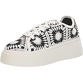 Dirty Laundry Women's Recreation Sneaker