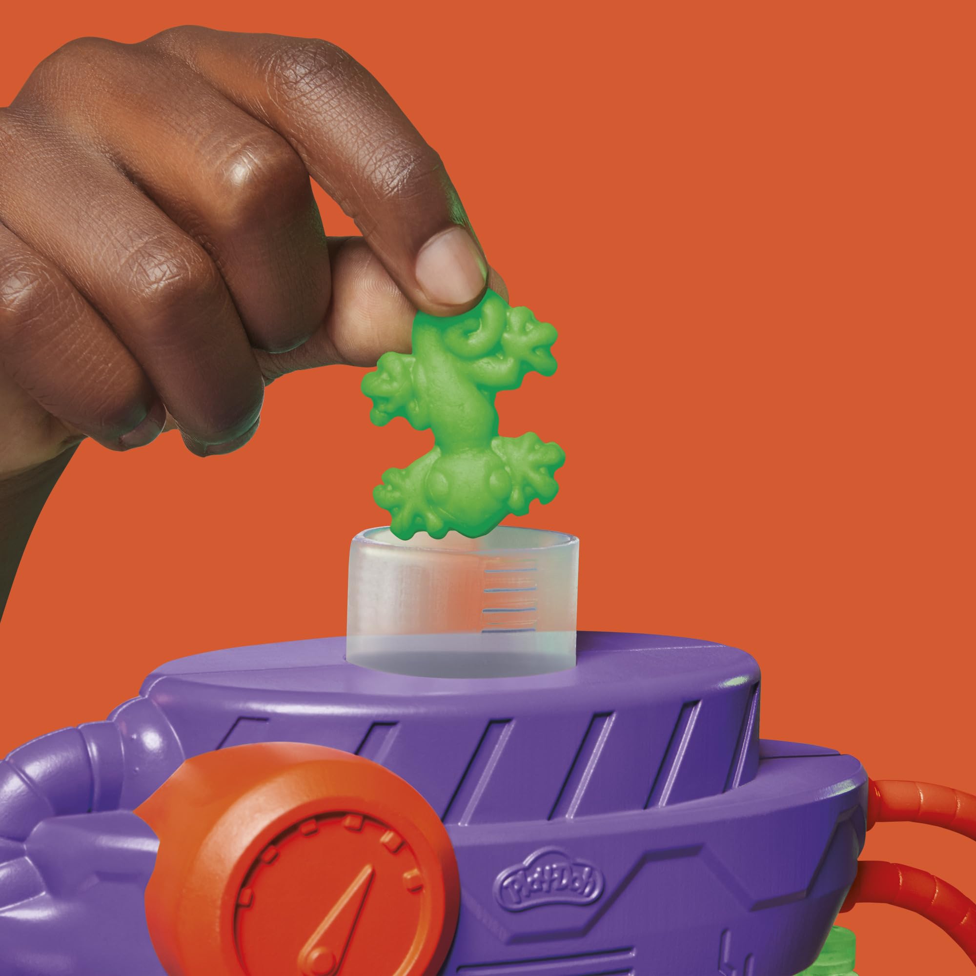 Play-Doh Teenage Mutant Ninja Turtles Mutationsstation Spielset, Bastel-Set für Mädchen und Jungen ab 4 Jahren zum Formen und kreativen Spielen mit 3 Dosen Knete 7