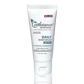 woman's face moisturizer cream