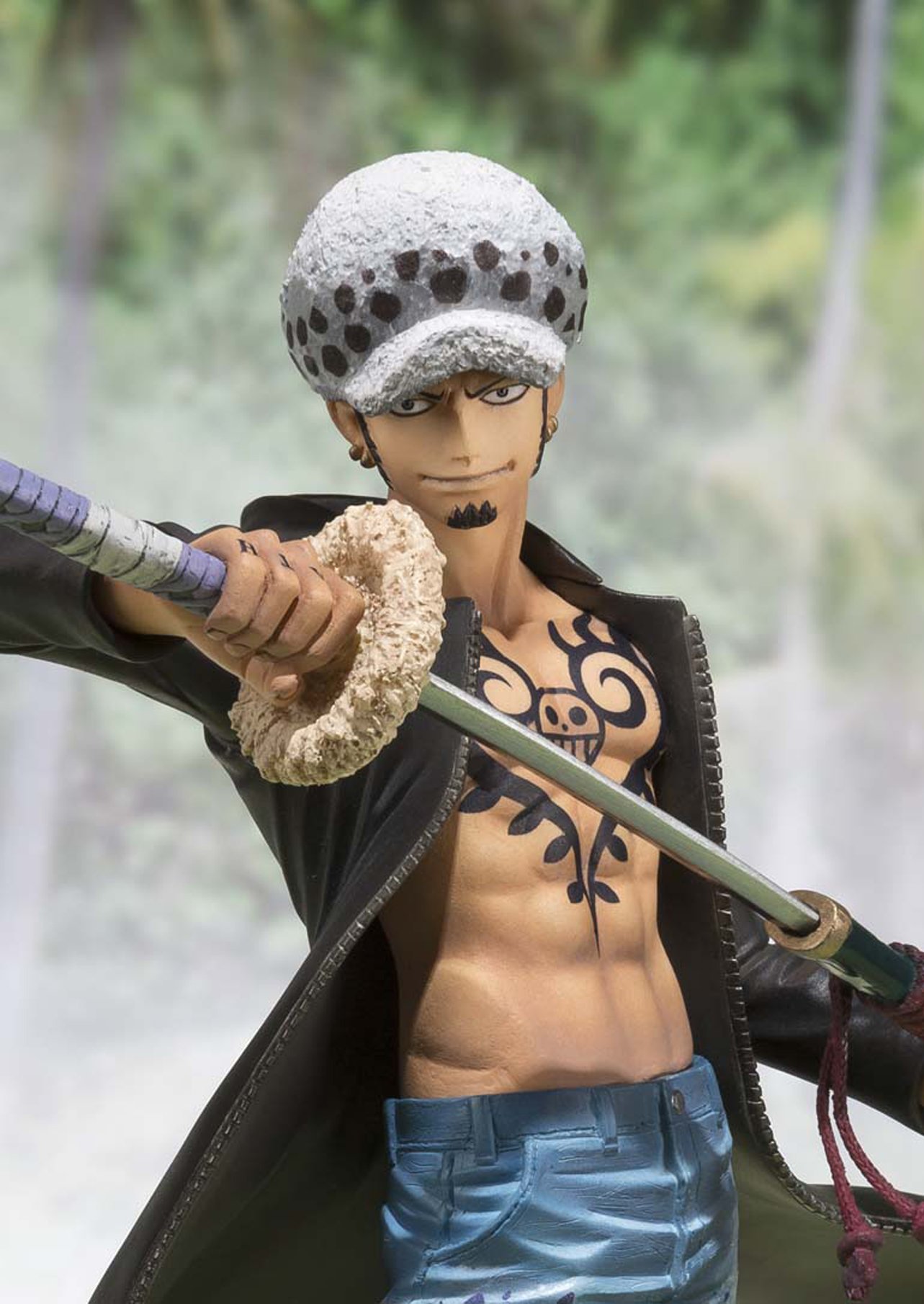 ONE PIECE トラファルガー・ロー フィギュア ワンピース DXF TRAFALGAR.LAW 女 トラファルガー・ロー - メルカリ