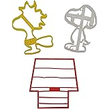Amazon Com Inspired By Peanuts Snoopy Dancing Walking Standing And Hugging Woodstock Cookie Cutters 4 Pack Home Kitchen