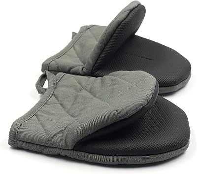 Goldmeet Short Oven Mitts 1 Pair 500 Degrees Non Slip Silicone Heat Resistant