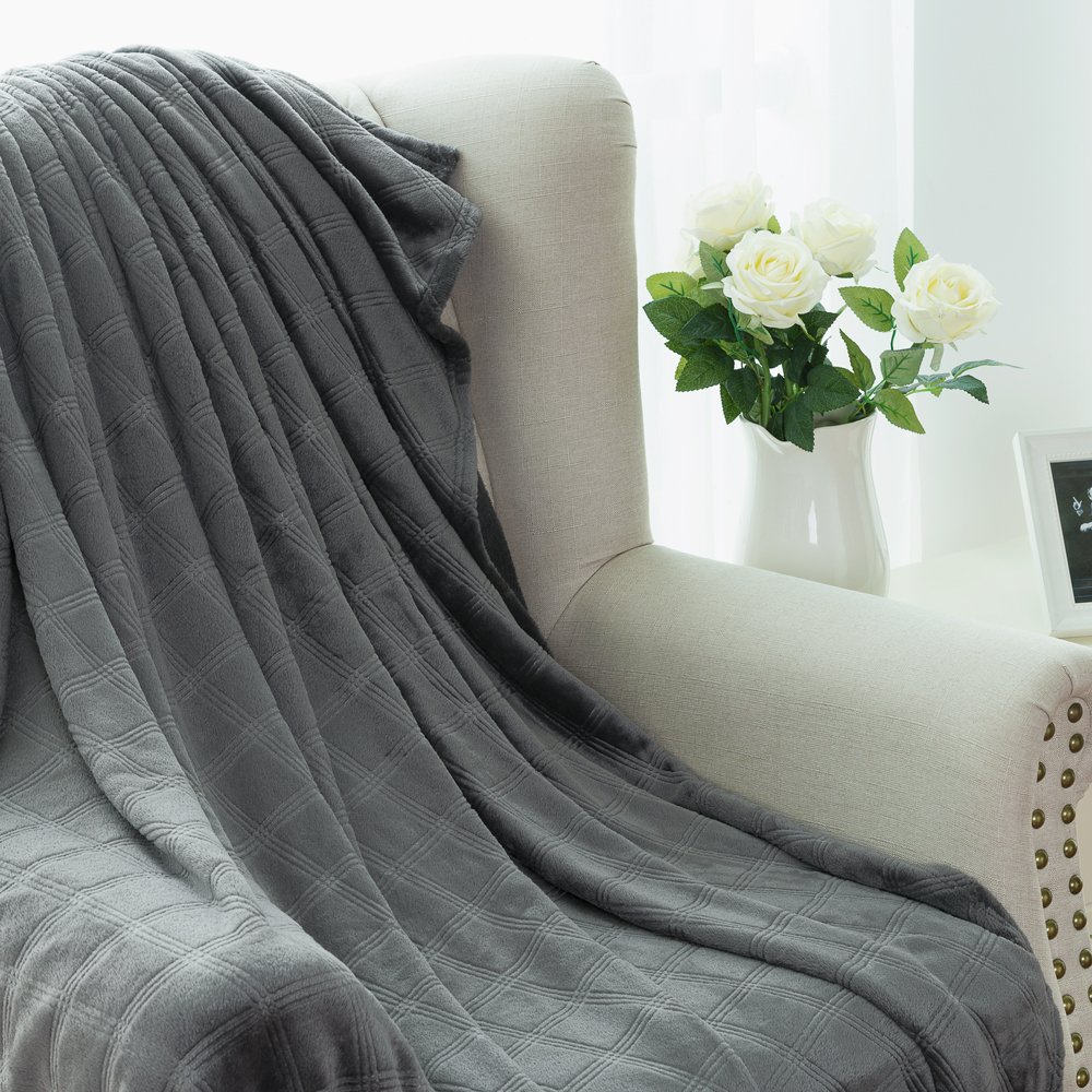 Luxury Fleece Throw Blanket Dark Grey Checkered Pattern Embossed Flannel Bed Throws Twin Size , Fluffy and Soft, Warm Blanket Throw for Couch/Chair 50\