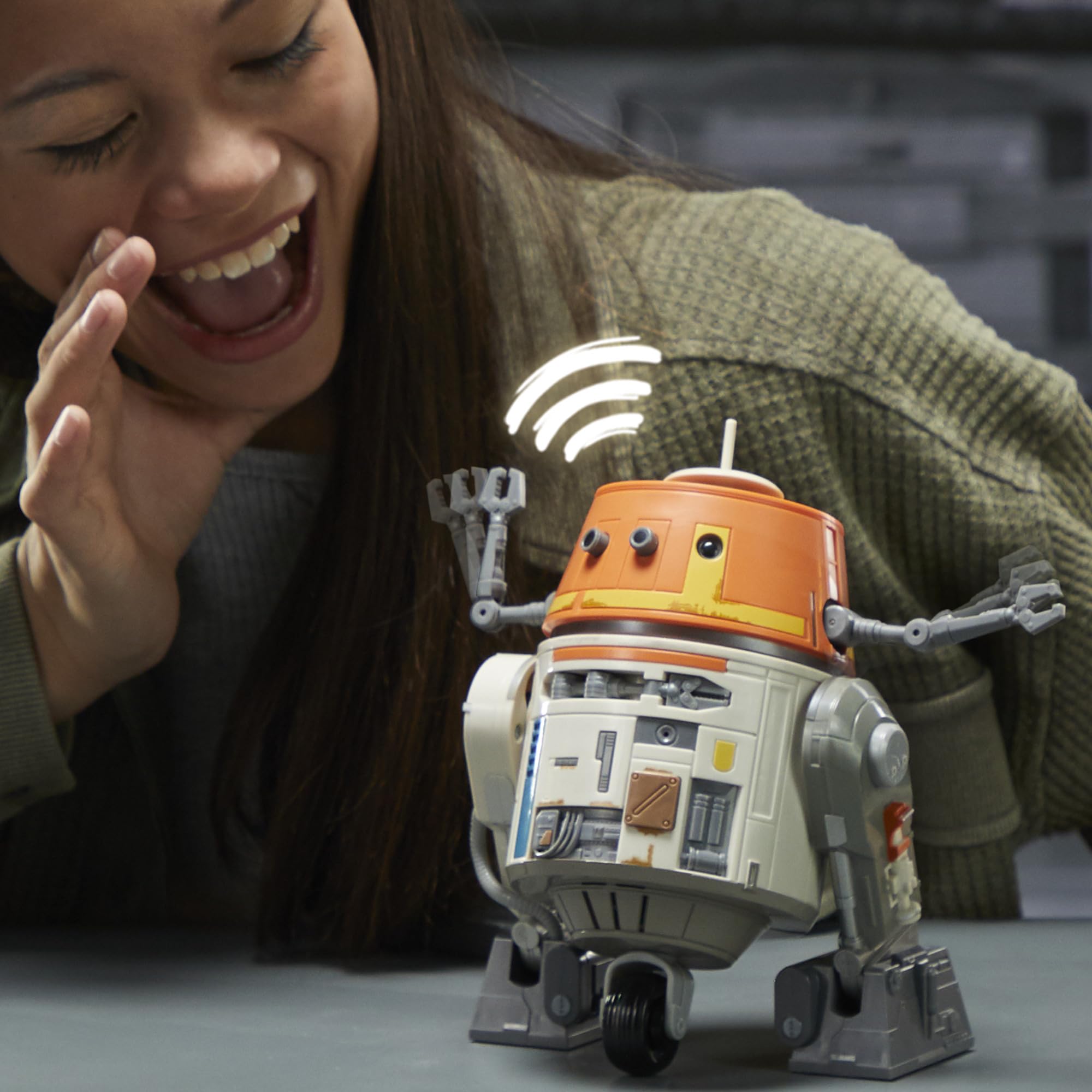 STAR WARS Chatter Back Chopper, Ahsoka Animatronic Toys, 40+ Sound & Movement Combos, Interactive Toys for 4 Year Old Boys & Girls