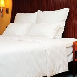 CUDDLE DREAMS Silk Comforter for