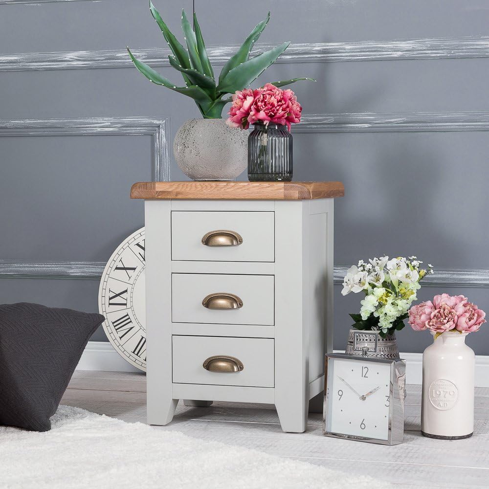The Furniture Outlet Hampshire Grey Painted Oak Bedside Table