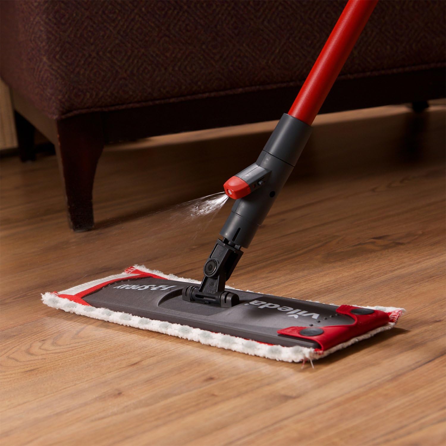 Vileda 1-2 Flat Spray Mop with Extra Microfibre Refill - Image 5