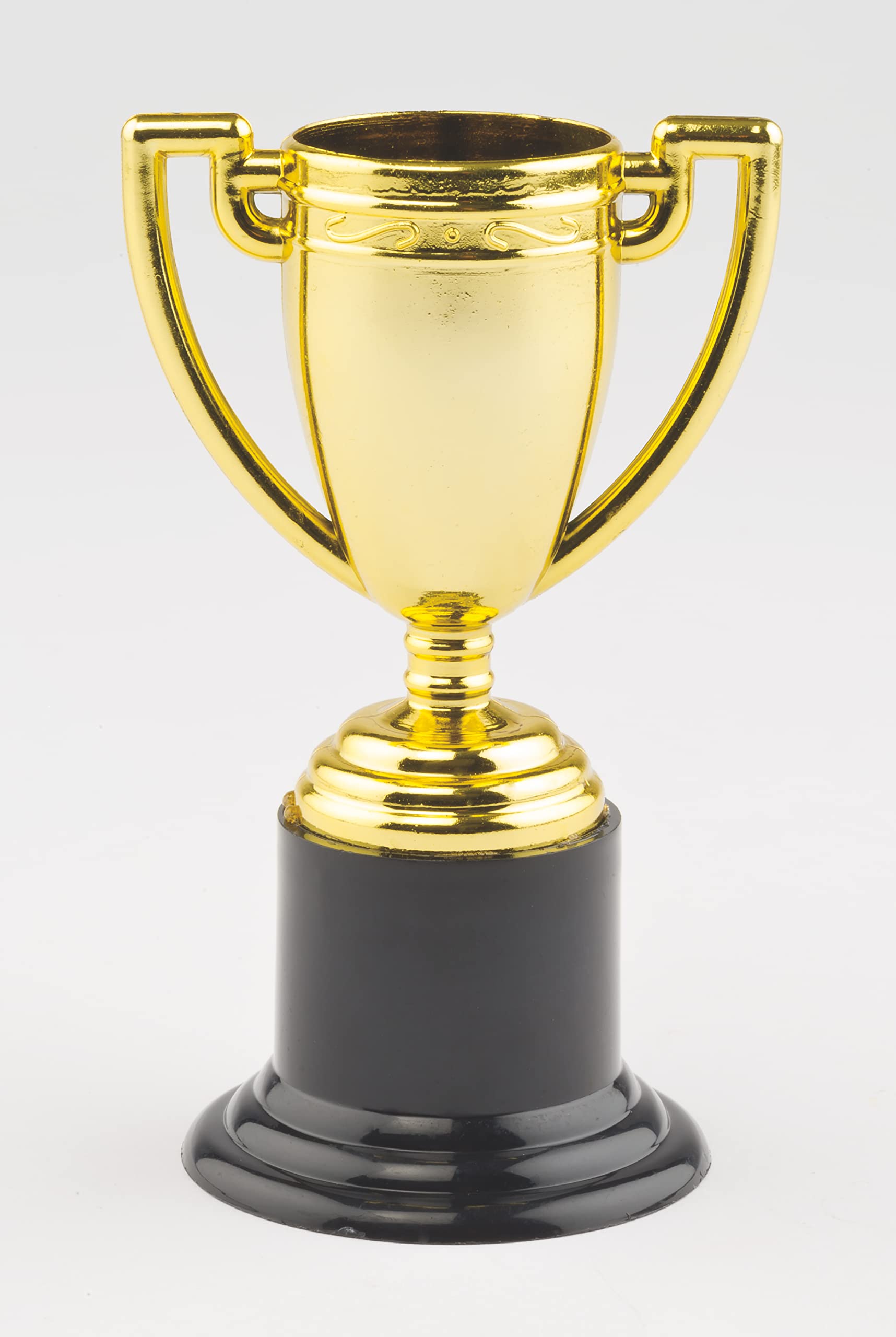 Baker Ross P670 Gold Trophies (Pack of 6) Kids Party Fillers Small Toys, Prizes, Rewards and Games