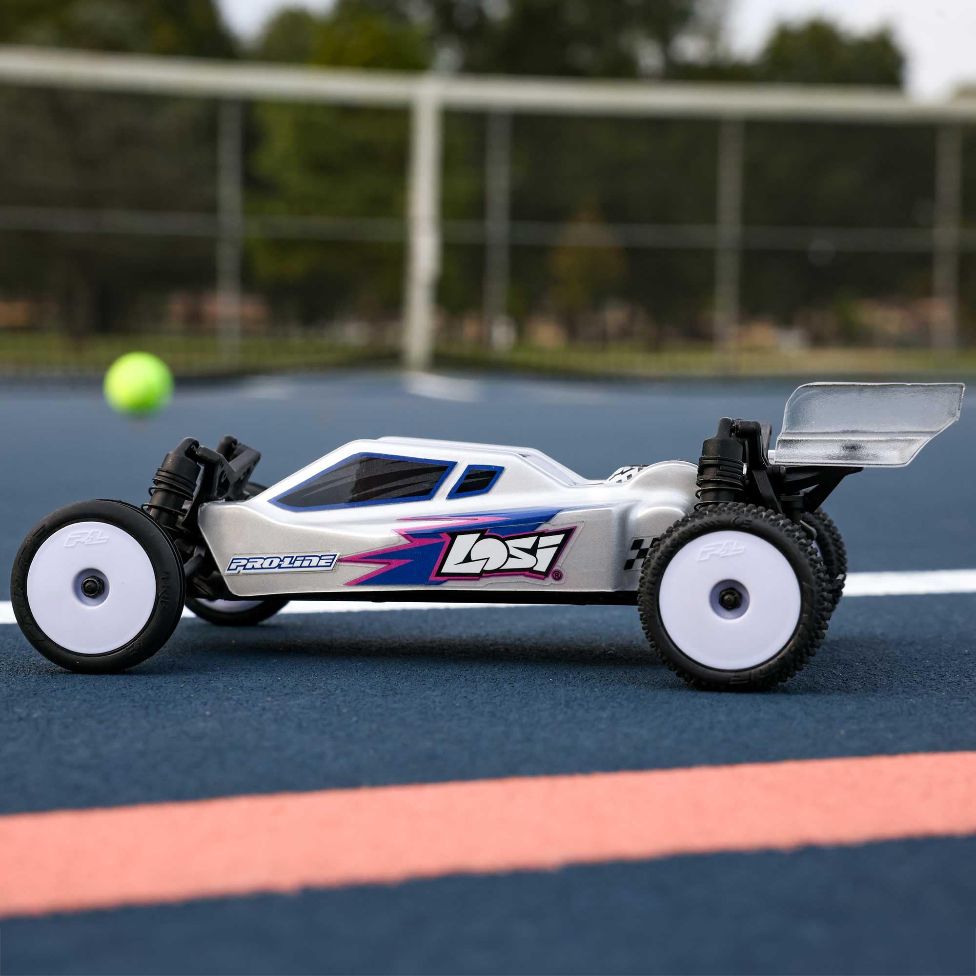 LOSI Micro-B 2WD Buggy, Heckantrieb, Öldruckfederbeine, Aluminium Chassis, inkl. Akku und Ladegerät 4