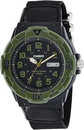 Casio Reloj Analógico para Hombre de Cuarzo con Correa en Plástico Collection