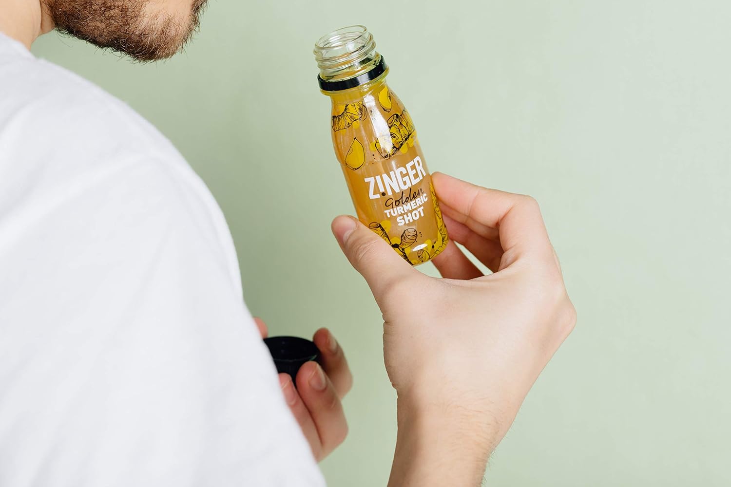 ZINGER - Golden Turmeric Shot Made with Raw Pressed Turmeric Juice for a Gentle zing and Fresh flavour (15 x 70ml) - Image 5