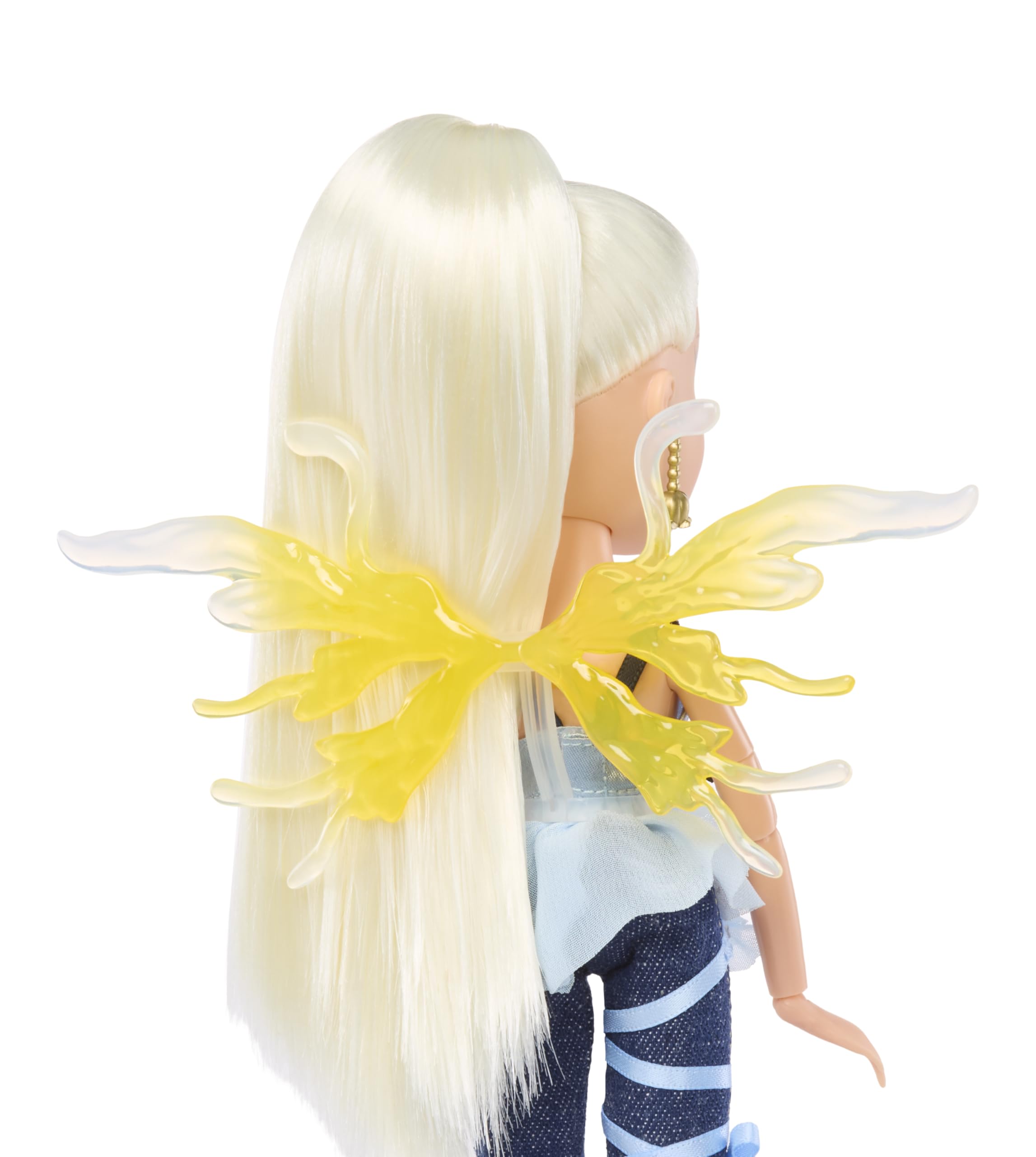 Bratz Fashion Pixiez Cloe Collectible Fantasy Doll with Real Fashions and Accessories