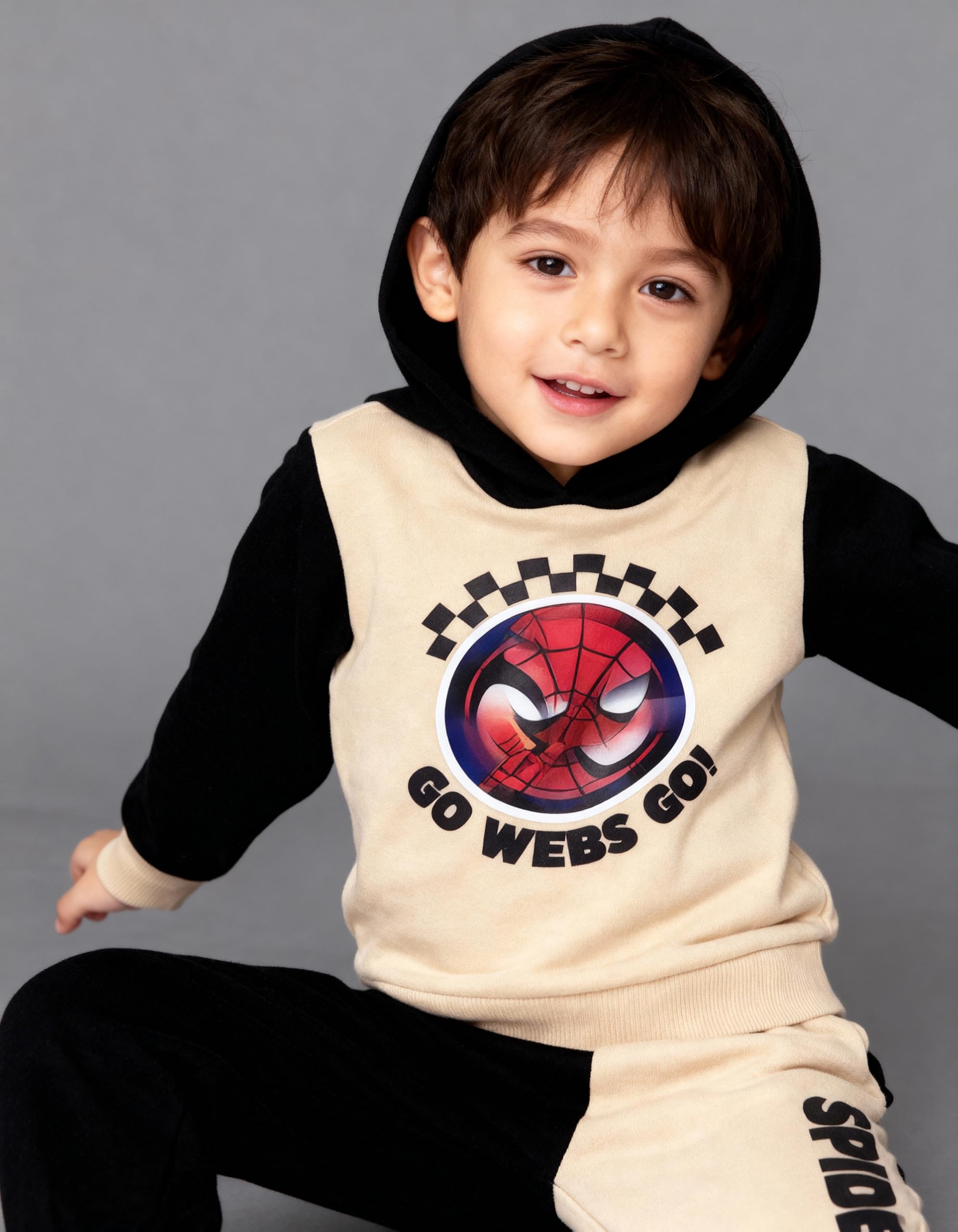 Disney Spider-Man Toddler Boys’ Outfit Set - Two Piece Hoodie Sweatshirt with Holographic Patch & Puff Ink Jogger Pants (Brown, 7)