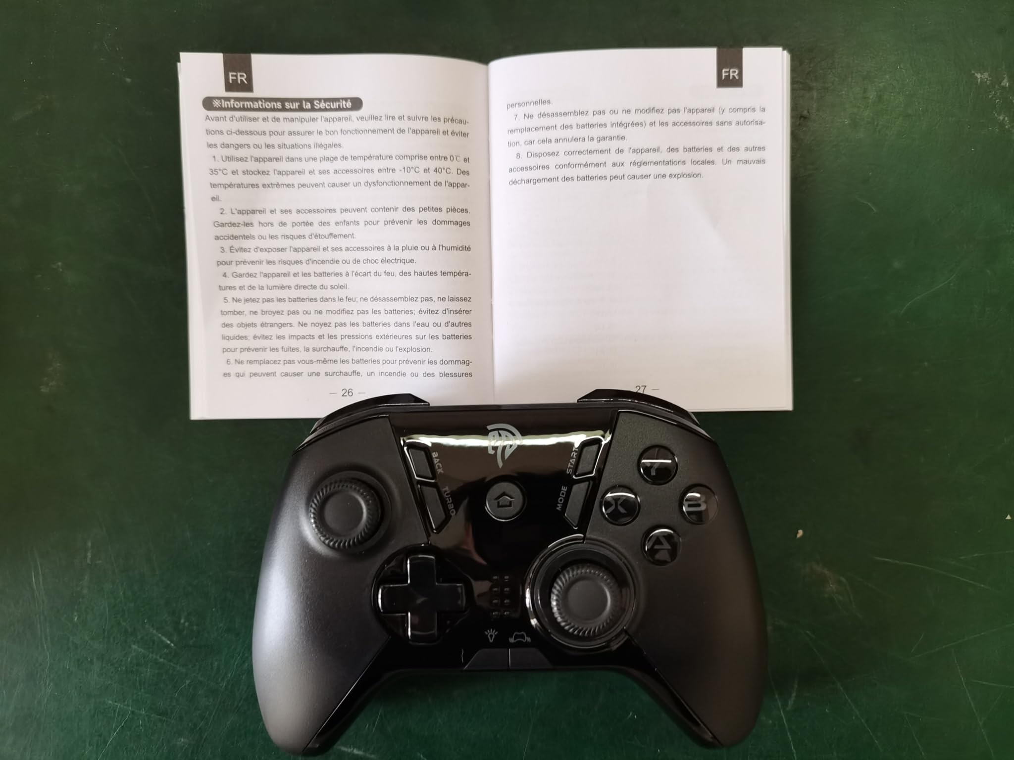EasySMX Wireless Game Joystick Controller, 2.4G Wireless Gamepad Joystick PC, Dual Vibration, 14 Hours of Playing for PC/PS3/TV Box/Nintendo Switch (Black)
