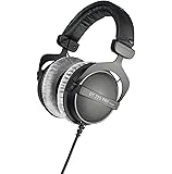 beyerdynamic DT 770 PRO 80 Ohm Over-Ear Studio Headphones in black. Enclosed design, wired for professional recording and monitoring