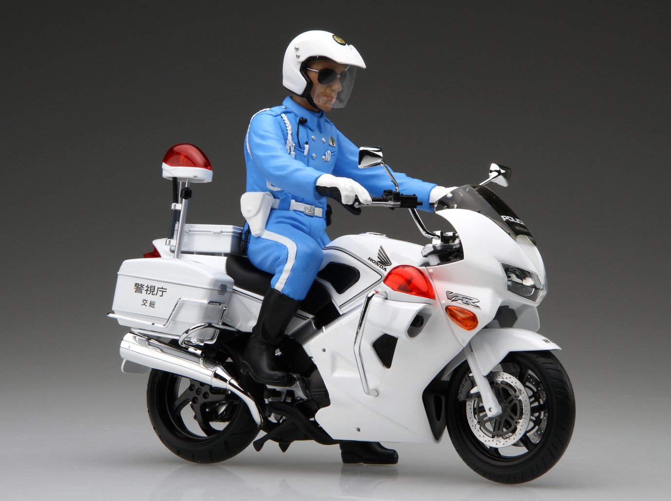 白バイ 1/12 Honda VFR800P 警視庁 1/12 フジミ ホンダVFR800P 警視庁 白バイ 塗装済み隊員付き 【公式通販】