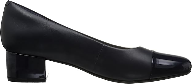 clarks chartli deva pump