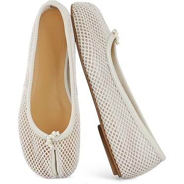 Amazon.com New Releases: The best-selling new & future releases in Women's  Flats