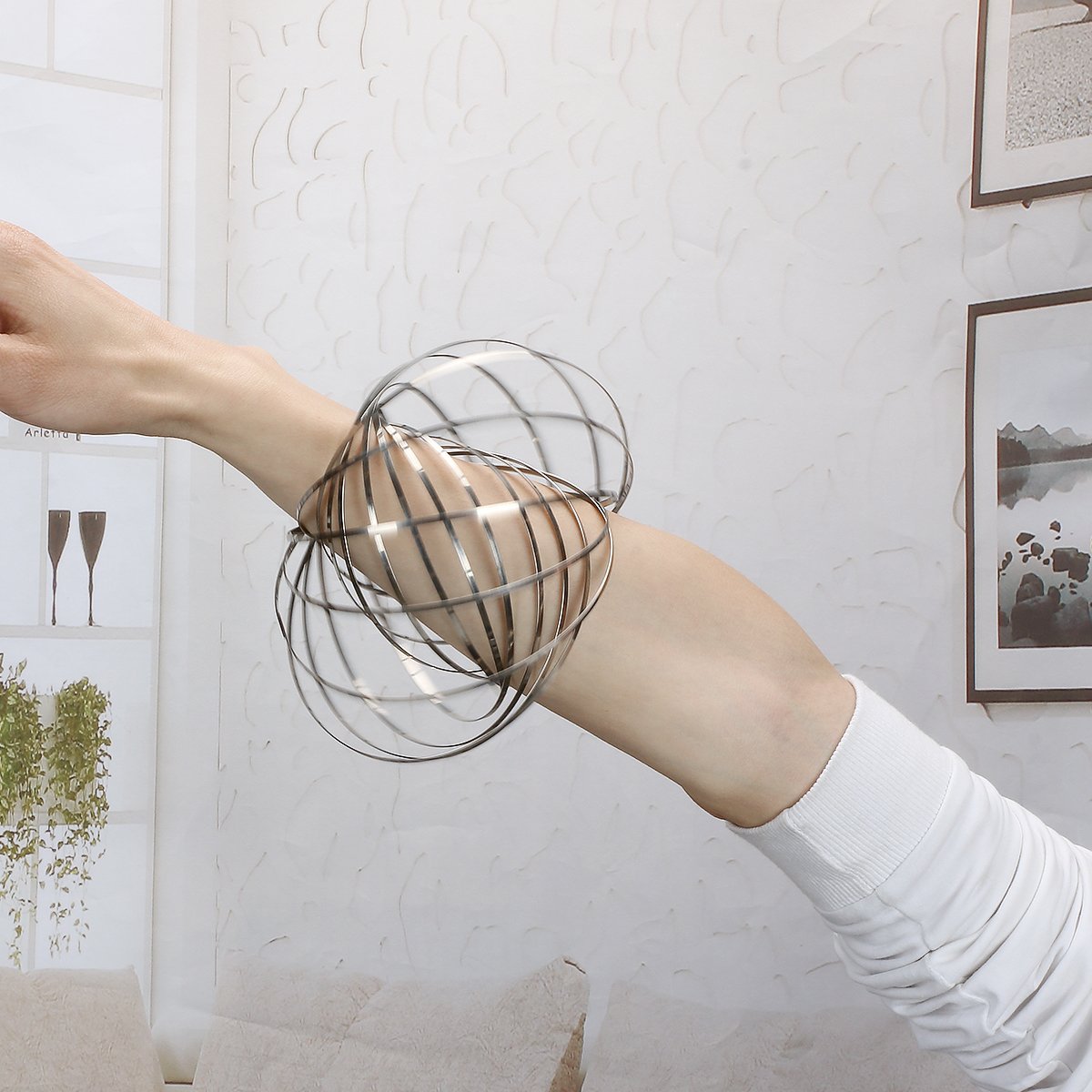 Flow Ring Toy, Kinetic Educational Spring Toy with Multi-Sensory, Interactive, 3D-Shaped Flow Ring ,2 Packs,Sliver