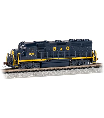Amazon.com: Kato USA, Inc. N SD90/43MAC CP #9159 Pulling for