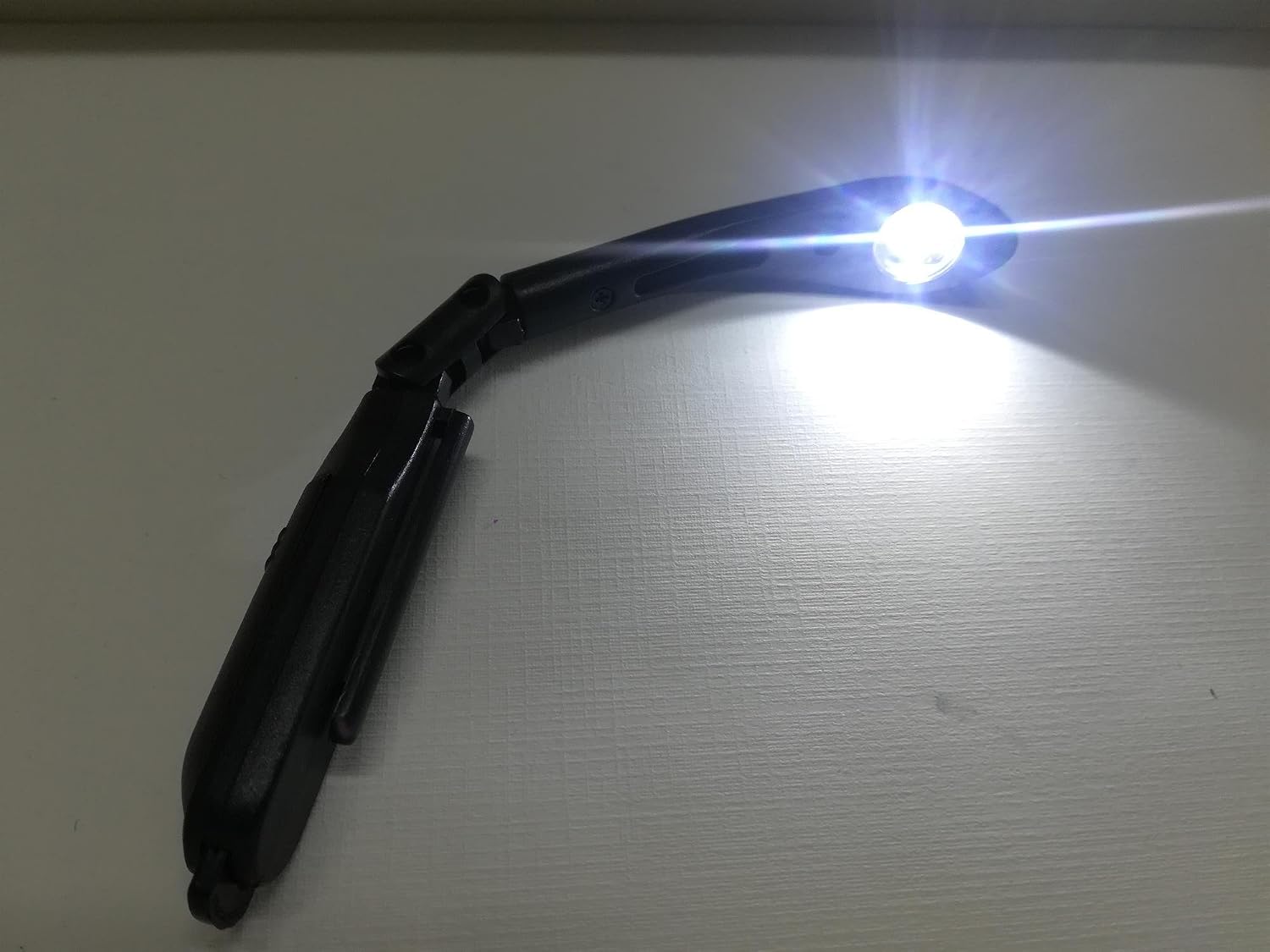 Book Reading Night Light Flexible Tiny Clip LED Light with Batteries Included, White - Image 4