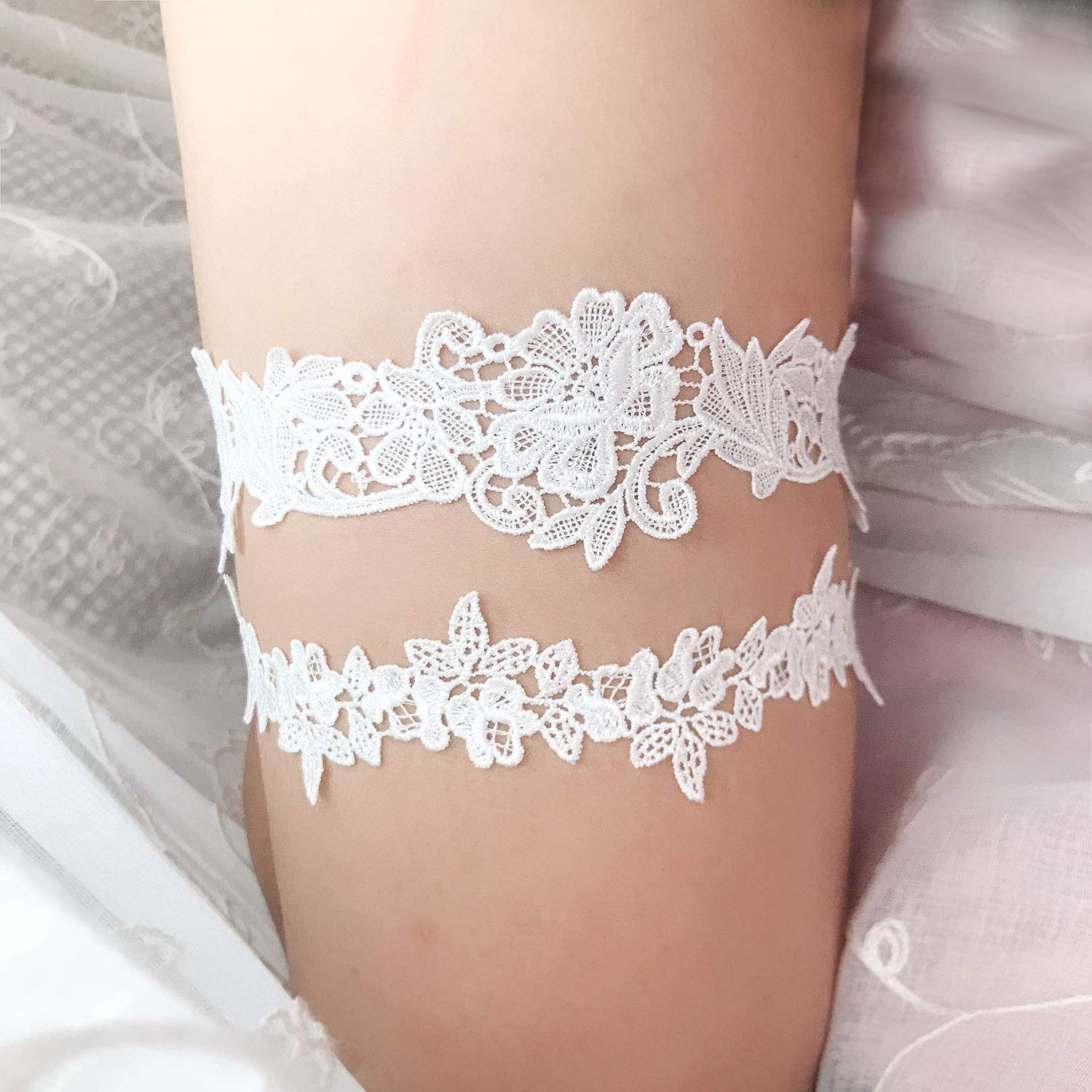 ADOVE Wedding Garters for Bride Stretch Lace Bridal Garter Sets White Flower Floral Leg Wedding Garter