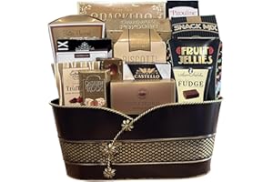 Royal Deluxe Chocolate Gift Basket �C Includes Pretzels, Popcorn, Crackers, Chocolates, Snack Mix, Fruit Jellies, Wafers �C Gif