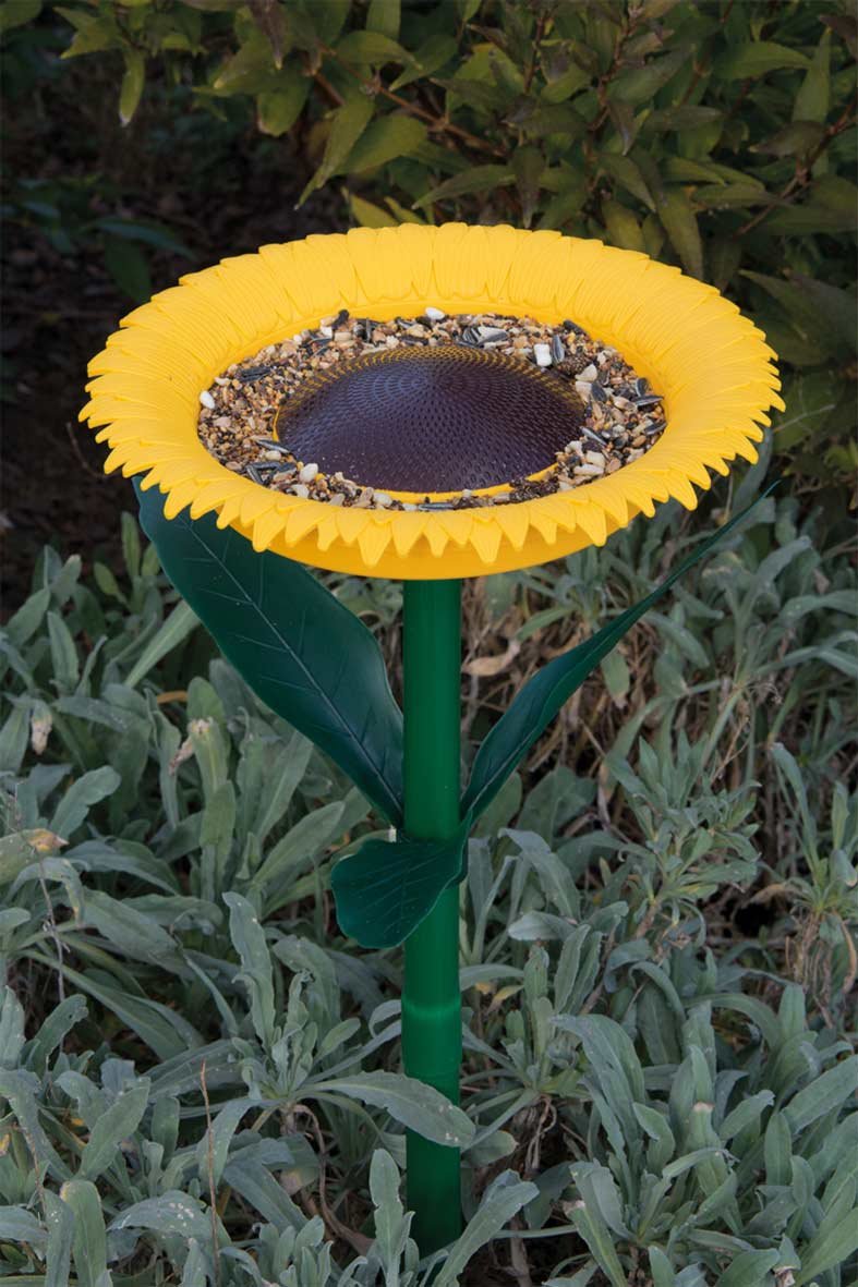 “Sunflower” bird feeder
