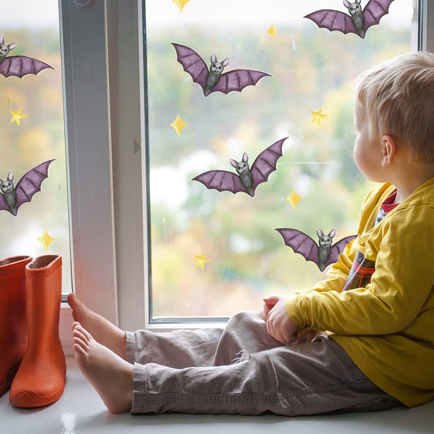 Stickerscape Halloween window stickers (Bats and stars - 2 sheets) | Halloween window decorations | Reusable and cleanly removable | Made in the UK