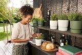 elho Greenville Round 16 Flower Pot with Integrated Water Reservoir view 7