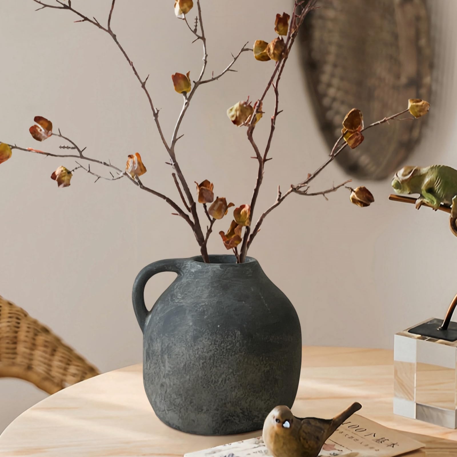 DJYY 5.7Inch Farmhouse Rustic Ceramic Vase, black Vintage Ceramic Vase，Living Room,Dining Table， Entryway, Wedding Housewarming Gift