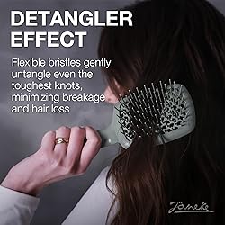 Janeke Curvy Hair Brush with Ergonomic Handle