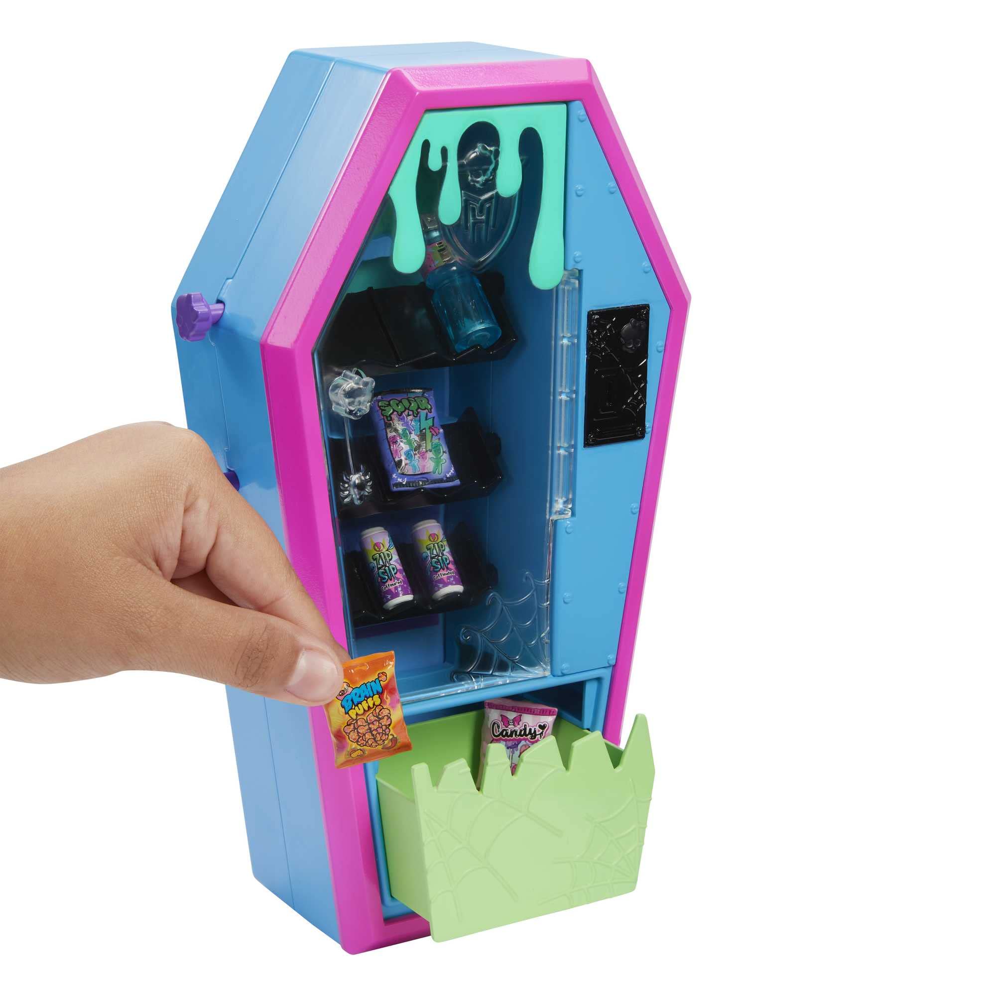 Monster High Playset, Student Lounge with Doll House Furniture, 2 Pets & Themed Accessories, Working Vending Machine