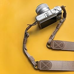MegaGear SLR, DSLR Sierra Series Genuine Leather