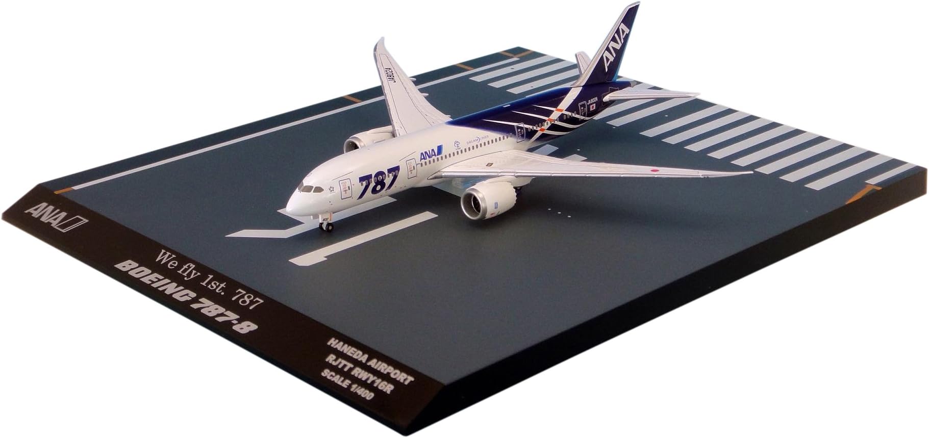 ANA 787-8 JA802A Special Paint (Ground position) by ANA Trading