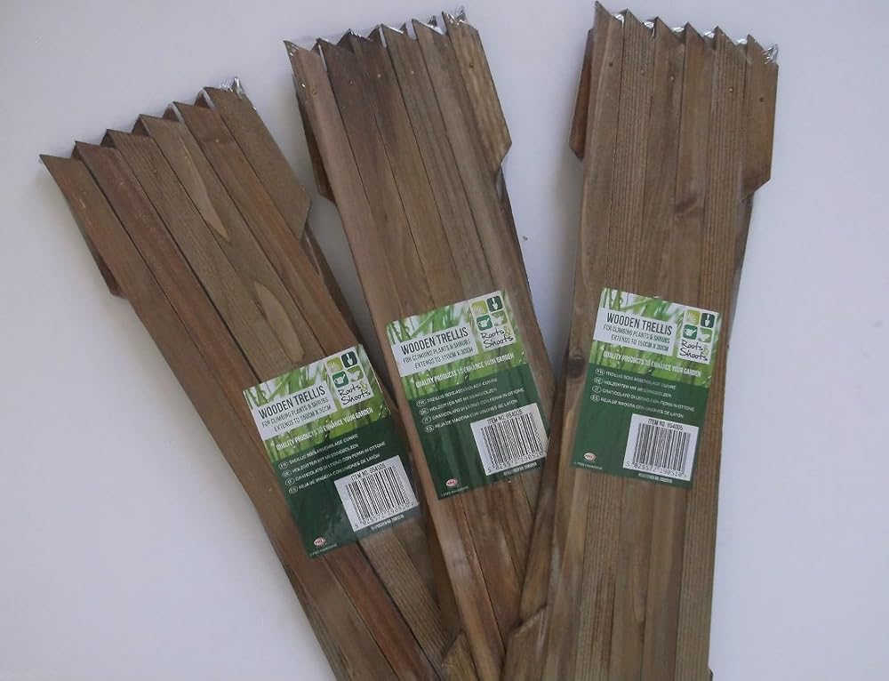 Roots & Shoots Garden Trellis 3x Dark Brown Wooden Expanding 150 x 60 cm