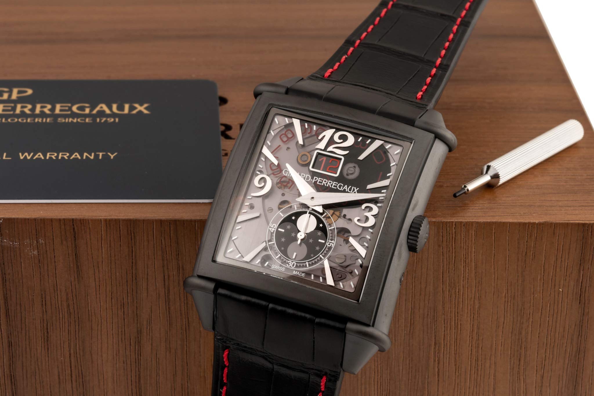 Girard Perregaux Black DLC Vintage 1945 XXL Moonphase Mens Watch 25882-21-223-BF6A