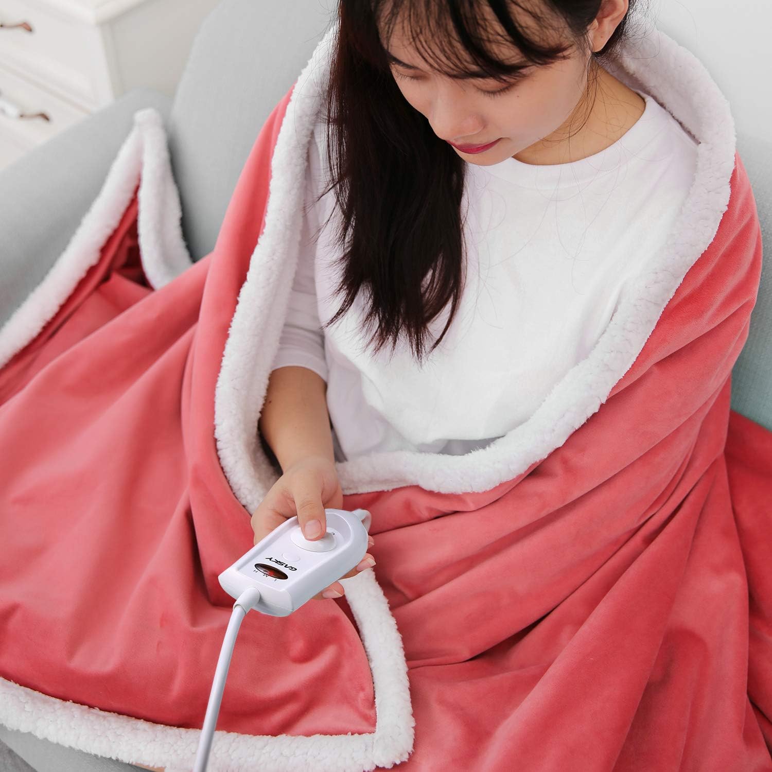Heated Blanket Electric Throws Lightweight Soft Double-Layer Plush Blanket, 3 Heat Settings, Fast Heating, 2H Auto Off, 50" x 60" Pink, Travel Home Office Use, Machine Washable: Kitchen & Dining