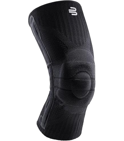 Amazon.com: Bauerfeind - GenuTrain S - Hinged Knee Brace Support