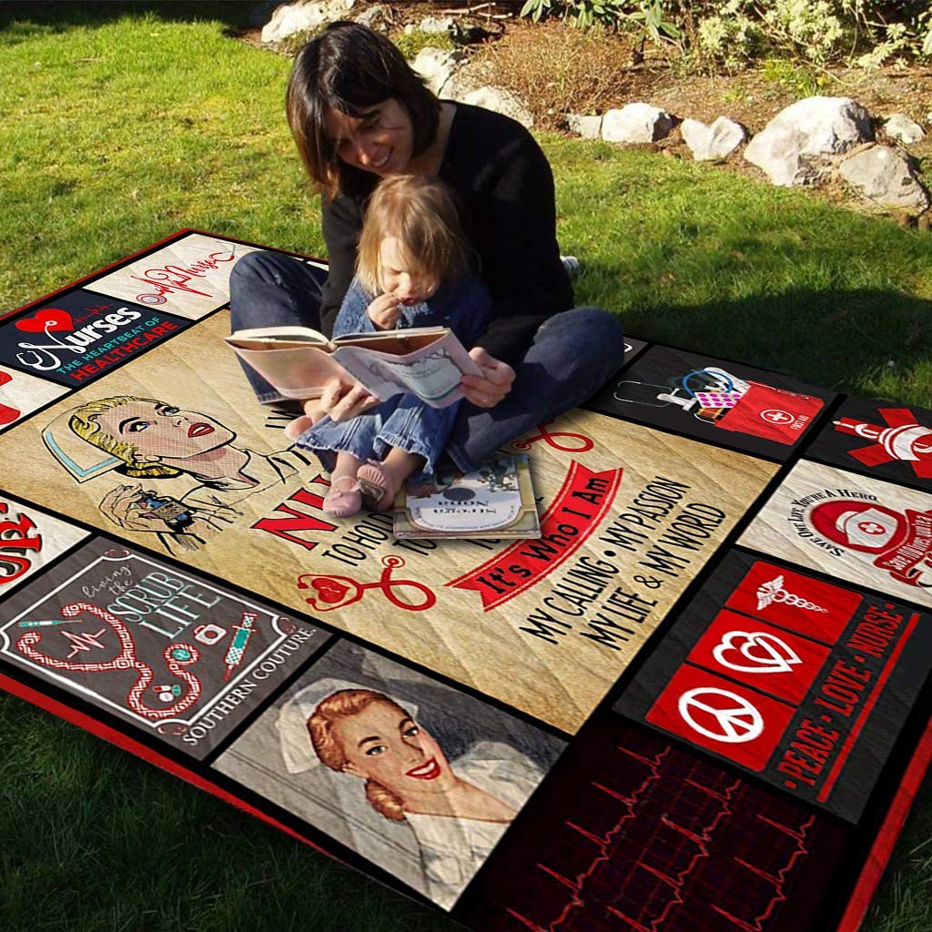 3D Printed Quilt | Proud to Be A Nurse Camping Quilt | All-Season Quilts Comforters with Reversible Cotton | Blanket for Traveling, Picnics, Beach Trips, Concerts and Home (Proud to Be a Nurse)