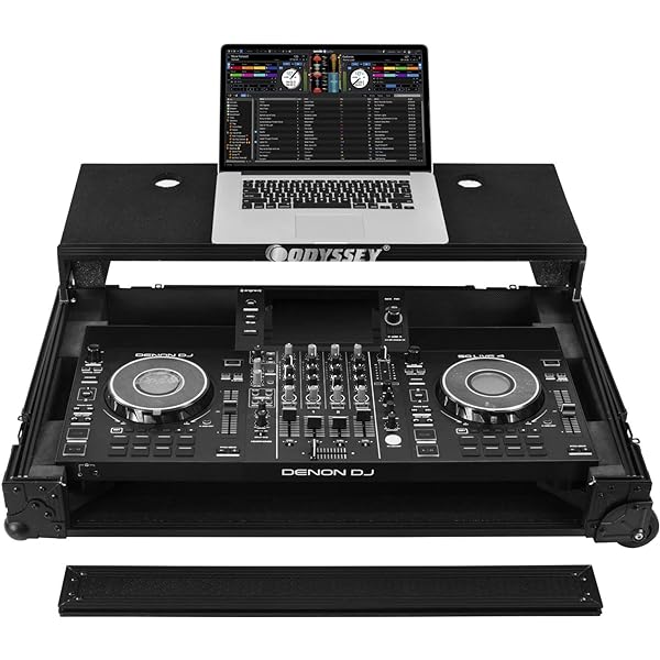 DENON DJ SC LIVE4 ケース付き Denon DJ SC Live 4 Standalone DJ Controller with Case