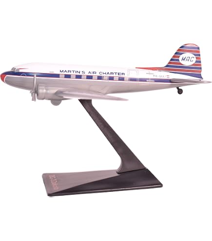 Amazon.com: Flight Miniatures Continental DC-3 1:100 Scale