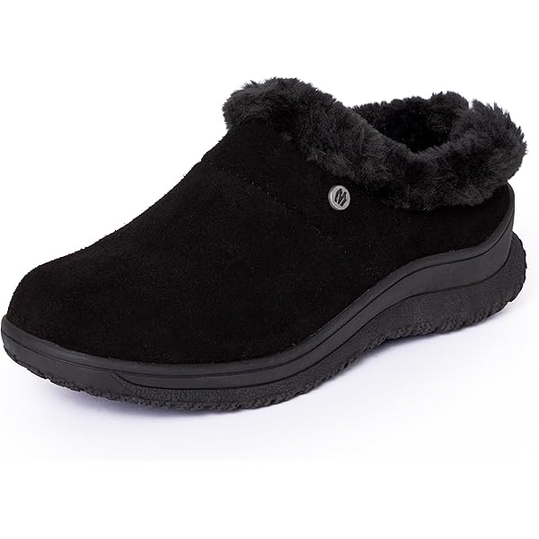 Amazon.com | UGG Women's Ansley Parc Slipper, Black, 7 | Slippers