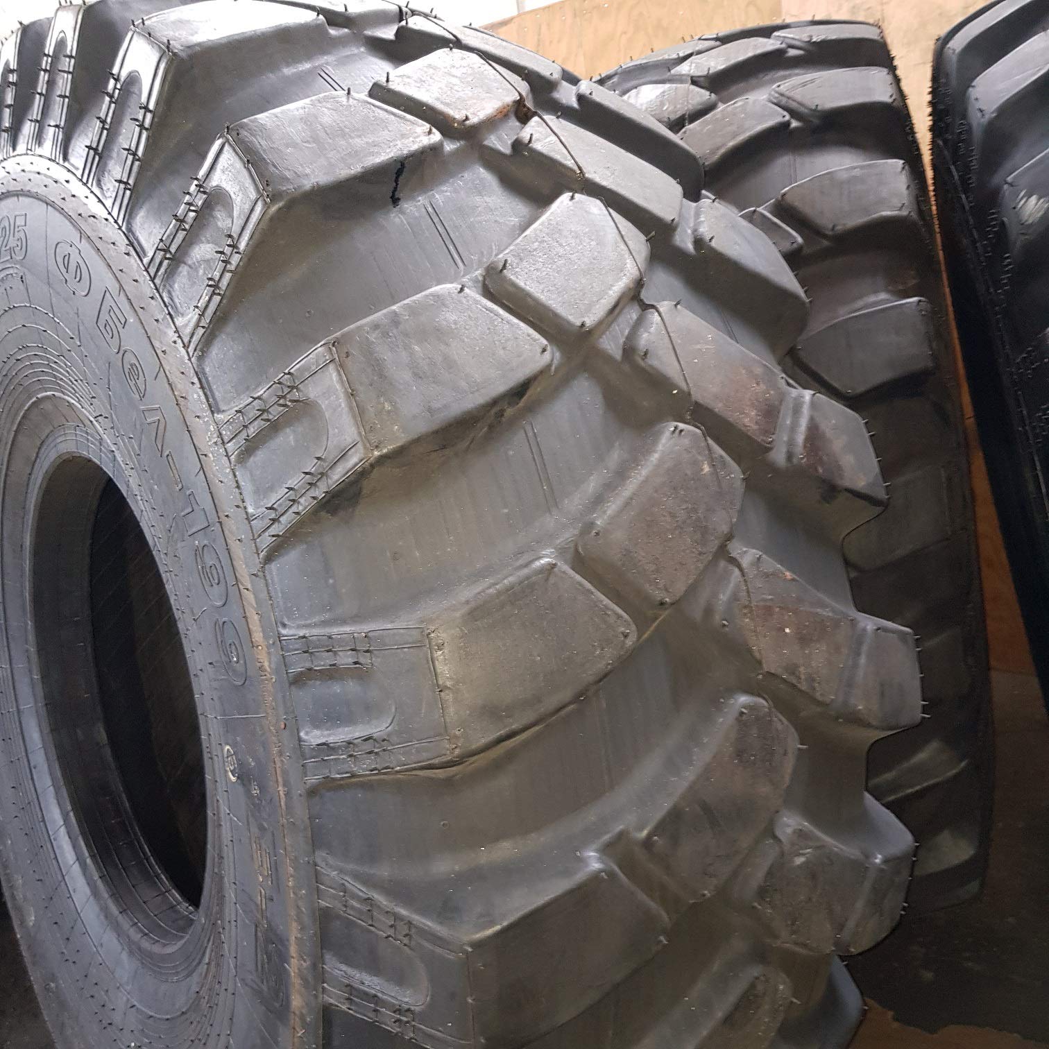 Road Warrior Tires Ranarinz