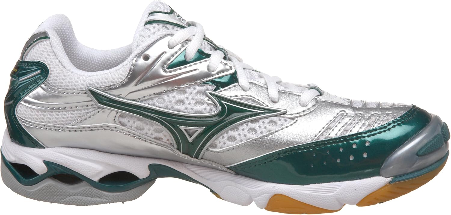 mizuno wave lightning 6