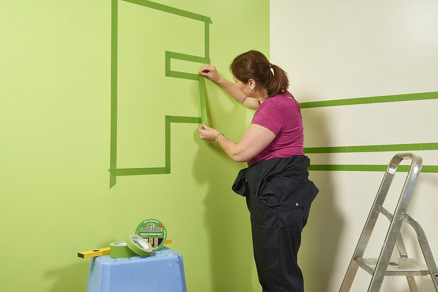 Frog Tape Green Multi Surface Painters Masking Tape 48mm x 41.1m. Indoor painting and decorating for sharp lines and no paint bleed - Image 5