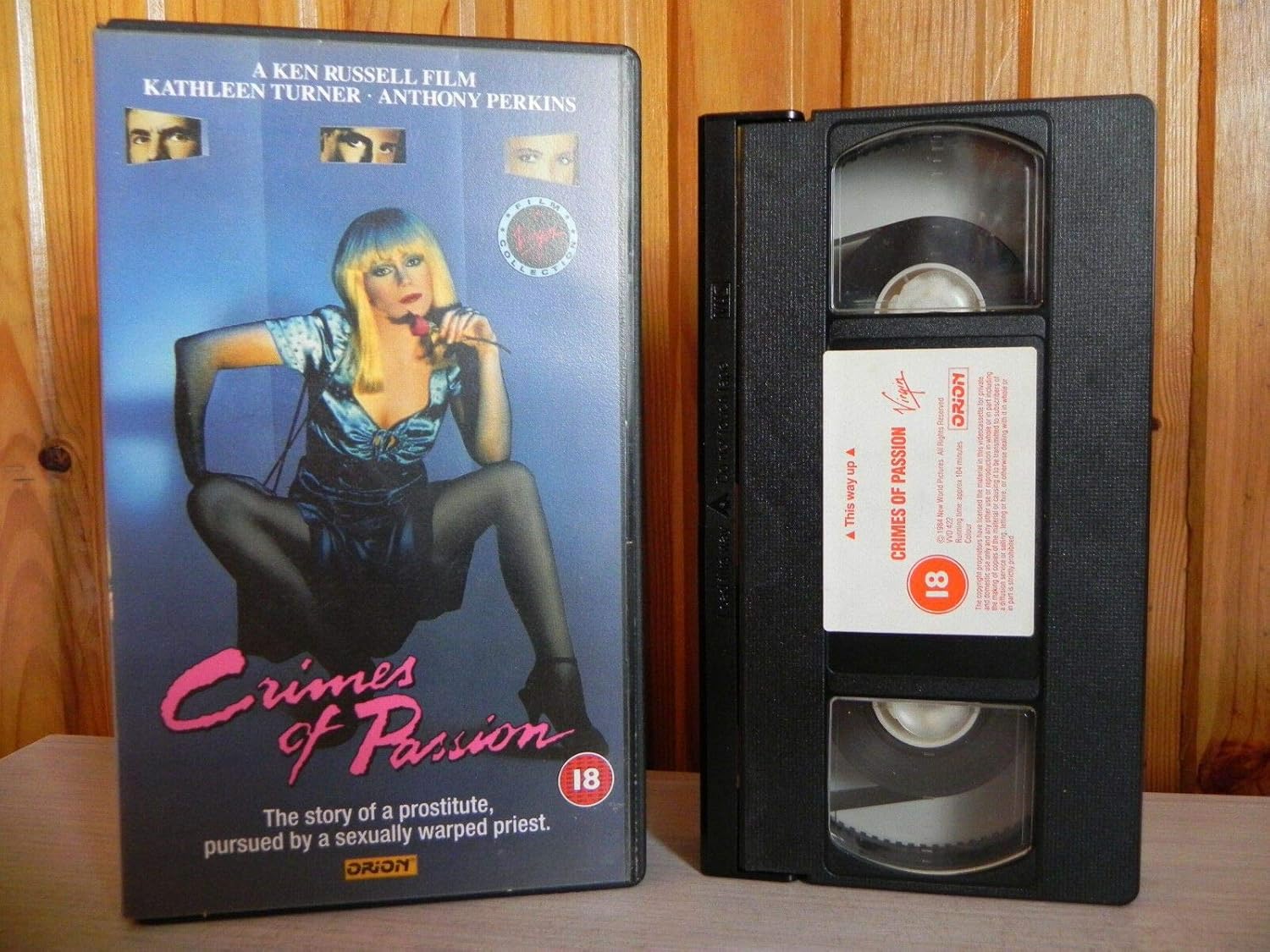 Crimes of Passion [VHS] [1984]: Kathleen Turner, Anthony Perkins, Bruce