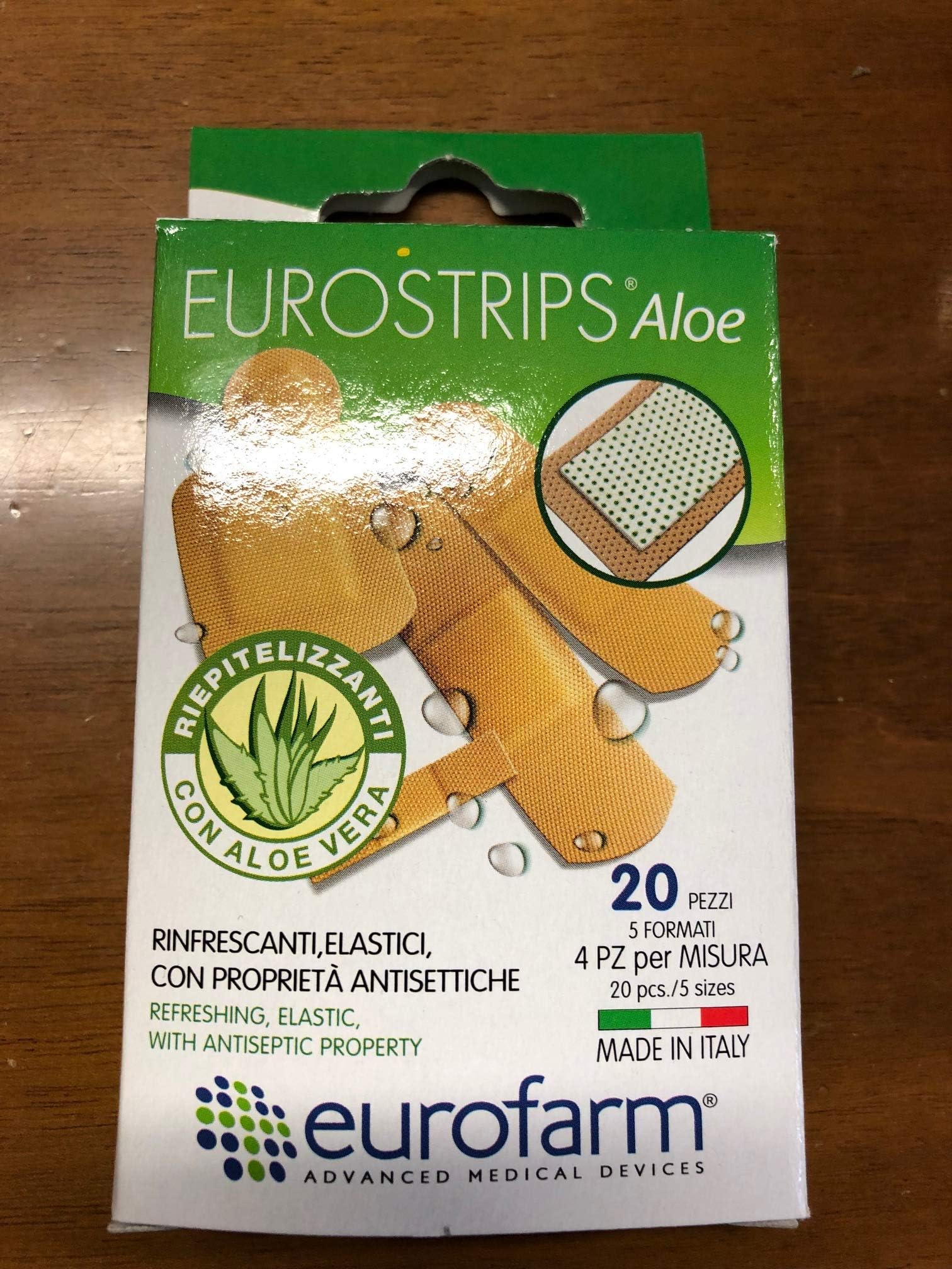 Eurostrips Aloe Adhesive Bandages Assorted Sizes (4pcs per Size) with Aloe Vera Central Pad, Breathable and Hypoallergenic, Ideal for Sensitive Skin – 20 Pieces