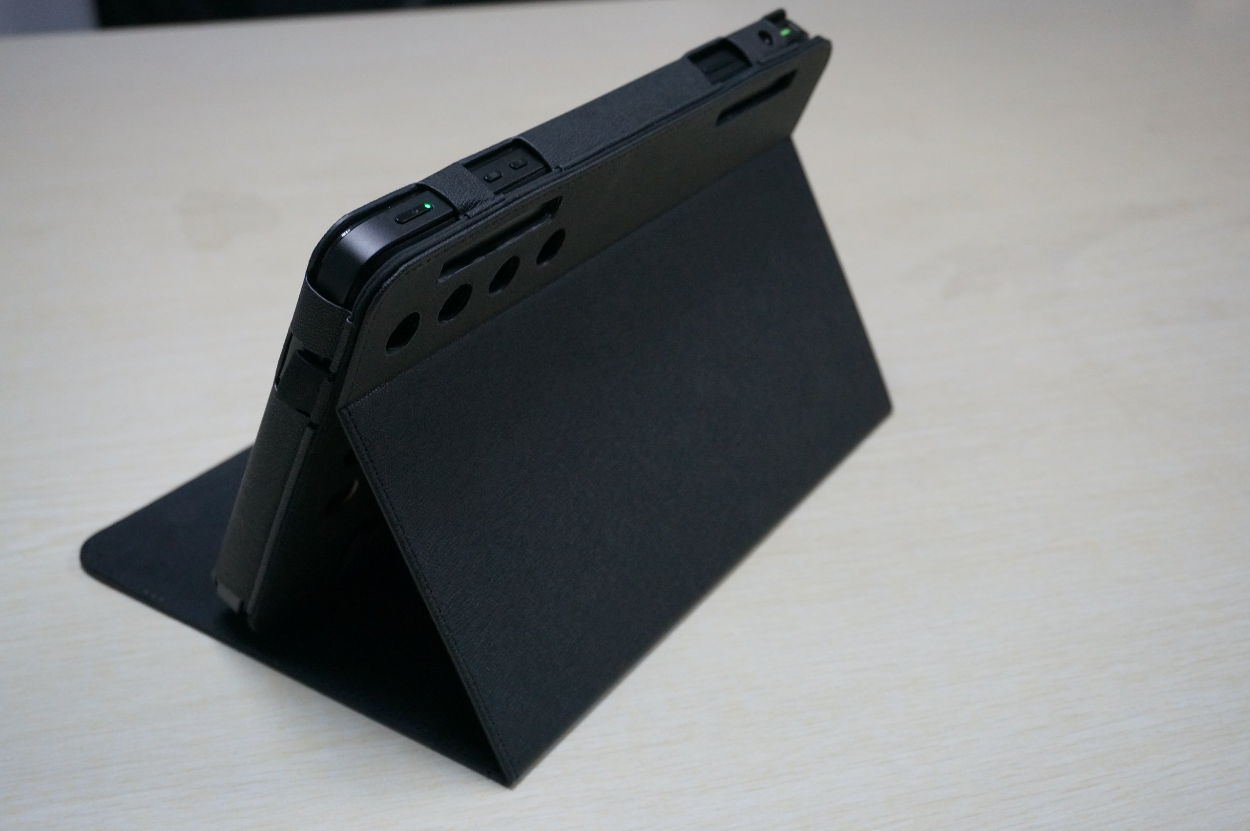 PU Leather Folio Case Cover for Razer Edge / Razer Edge Pro 10.1